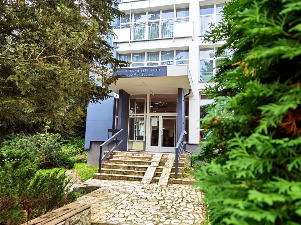 Apartament Z Widokiem Na Park Polanica-Zdroj Ngoại thất bức ảnh